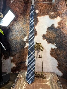 Ryan Seacrest Distinction Men's Plaid Tie Black and Gray
